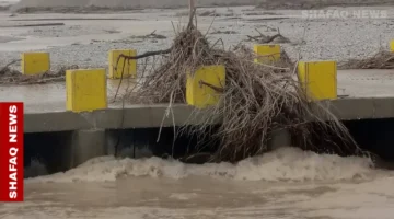 السيول تقطع طريق كركوك بغداد وتتسبب في شلل تام لحركة الشحن البري